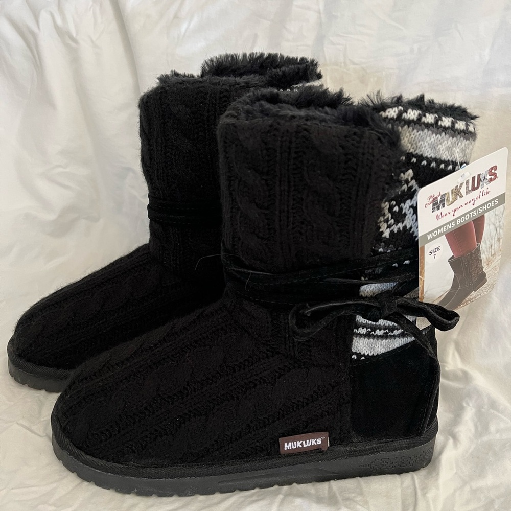 NEW Muk Luk boots